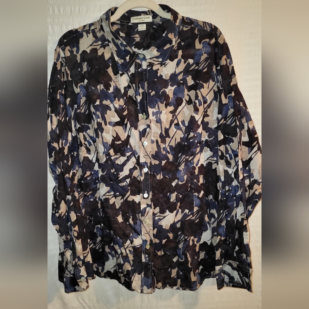 Coldwater Creek plus size blouse.  No Iron.  100% Cotton.  Beautiful abstract